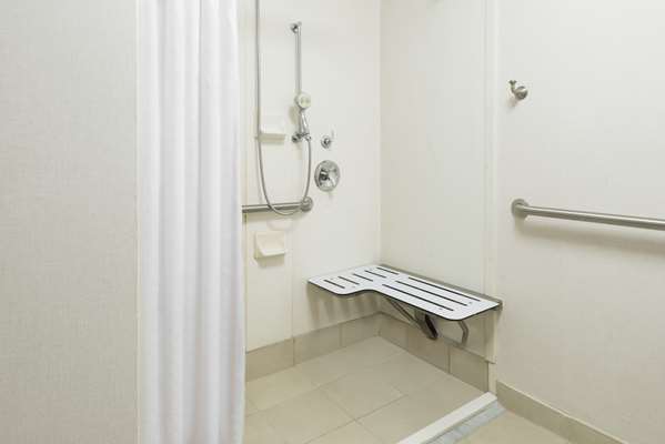  - Homewood Suites by Hilton Raleigh Crabtree