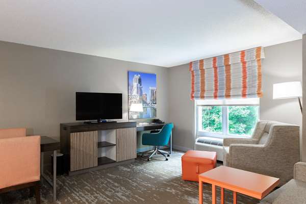  - Hampton Inn & Suites Arena Raleigh - I-40, Exit 290