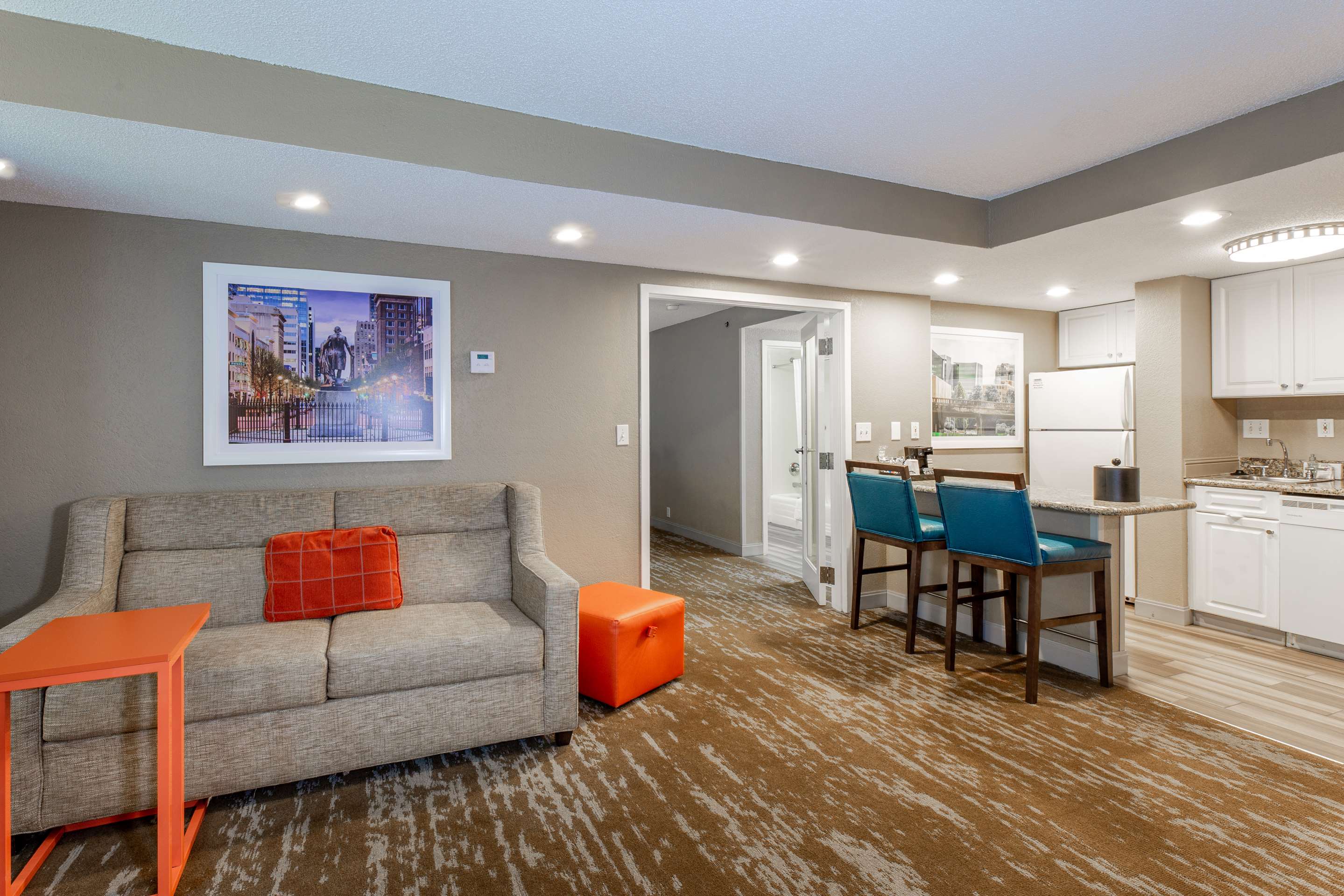 Guest room