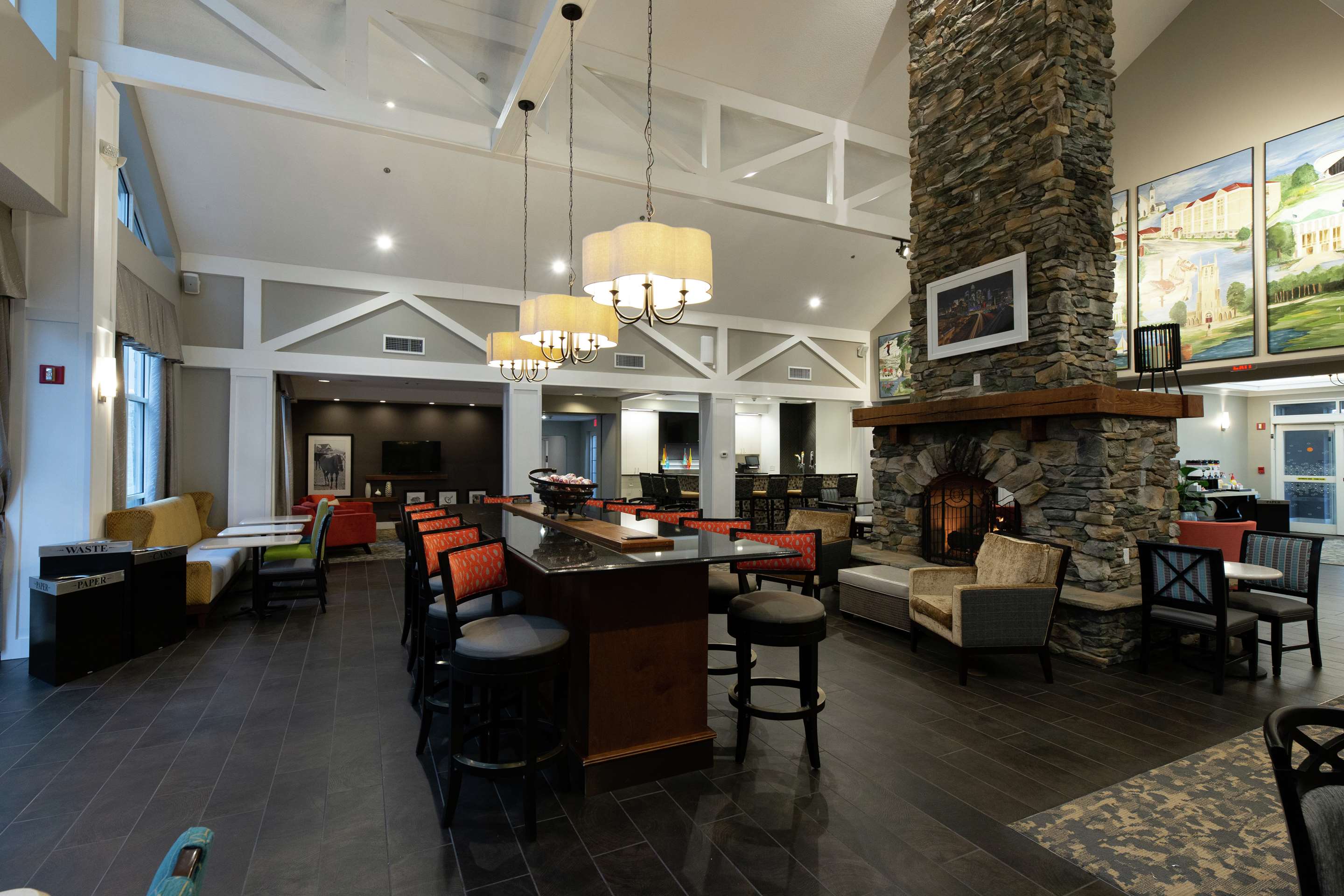 Lobby | Hampton Inn & Suites Raleigh/Cary I-40 (PNC Arena)