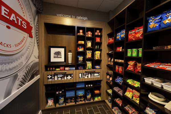 Restaurant - Hampton Inn & Suites Arena Raleigh - I-40, Exit 290