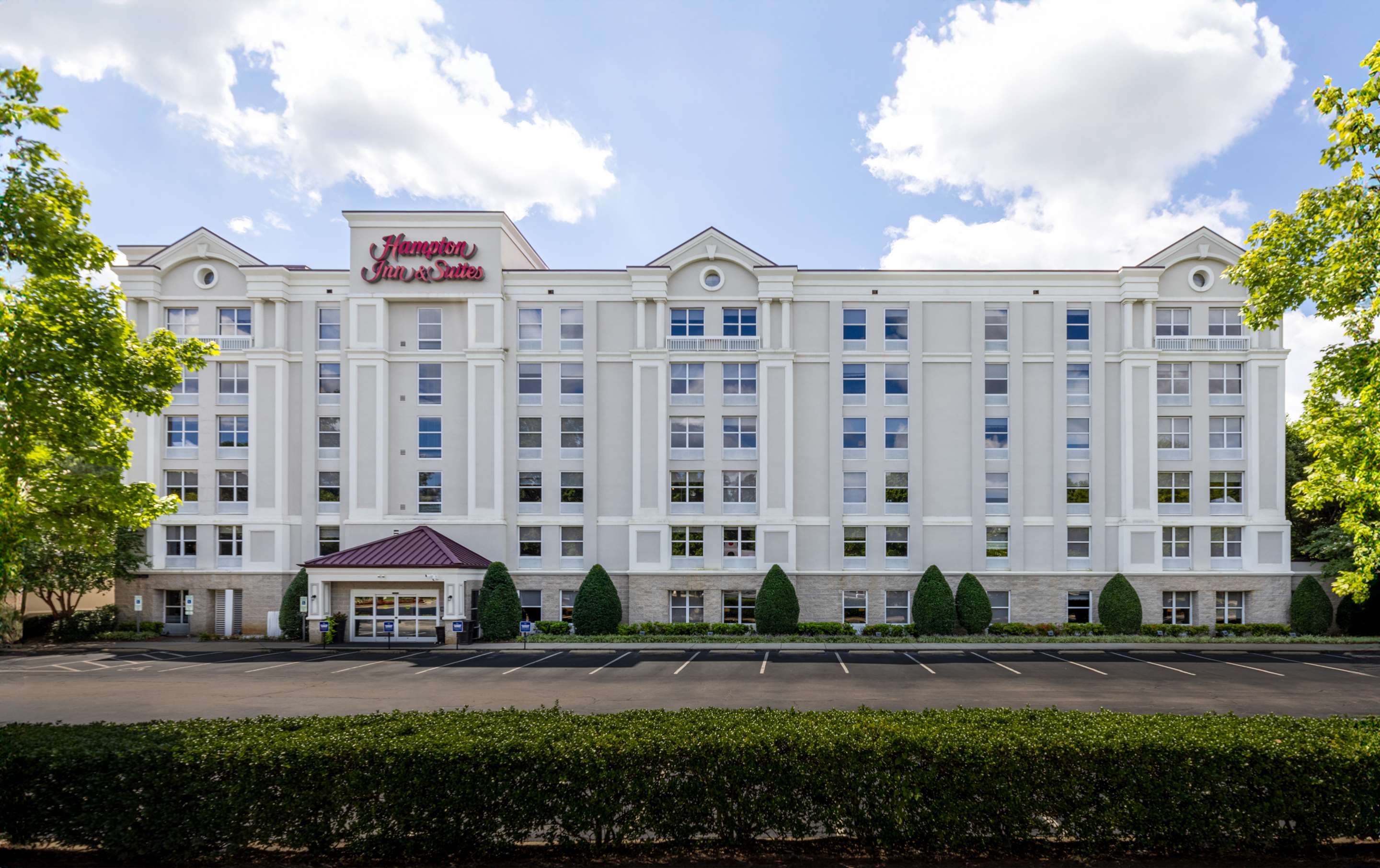 Exterior | Hampton Inn & Suites Raleigh/Cary I-40 (PNC Arena)