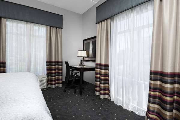  - Hampton Inn & Suites Downtown Raleigh