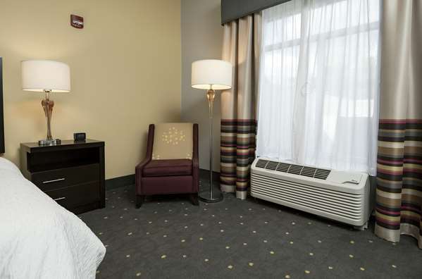  - Hampton Inn & Suites Downtown Raleigh