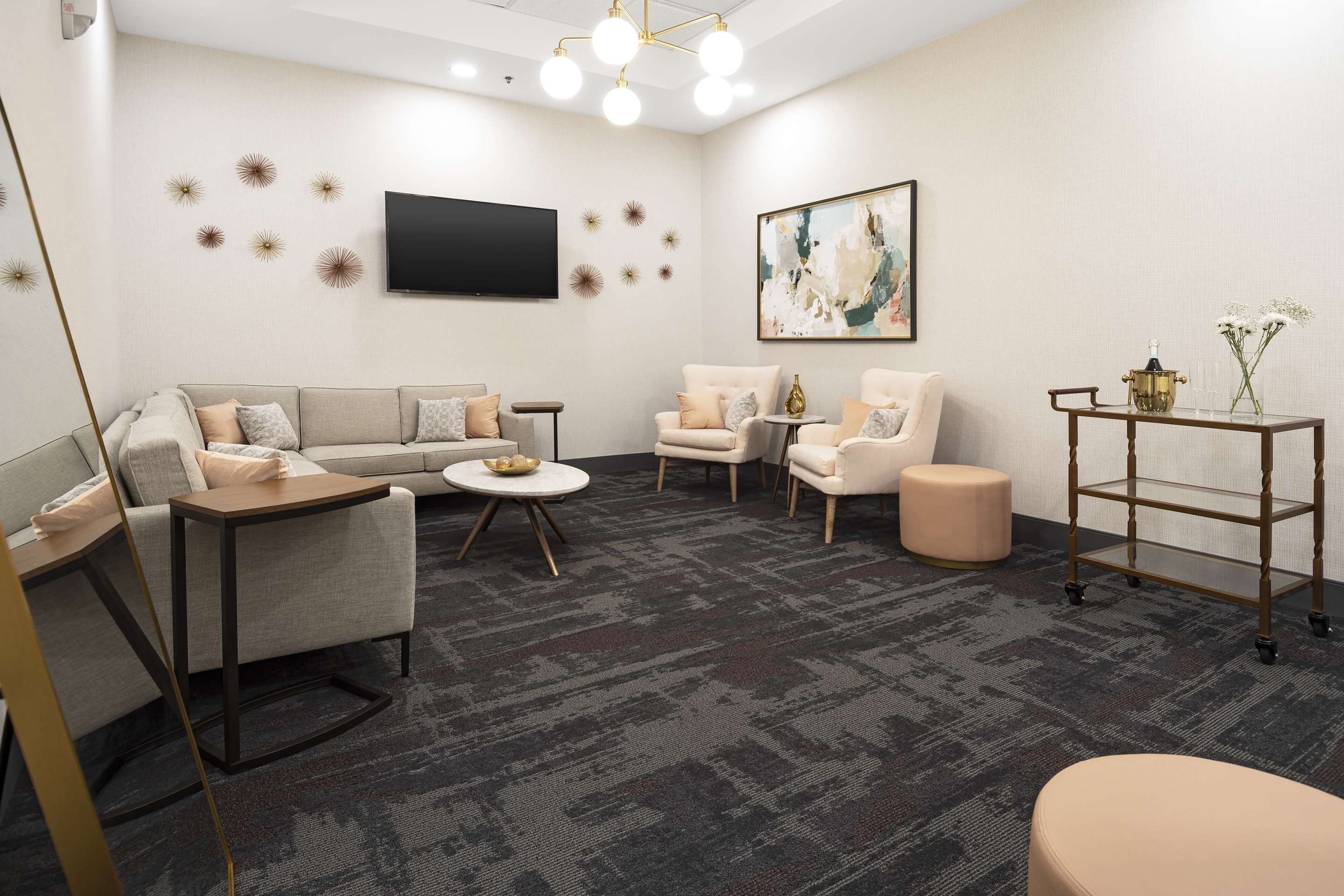Meeting Room | Hampton Inn & Suites Raleigh Downtown