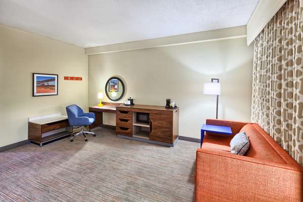  - Hampton Inn US 70 & 110 Garner