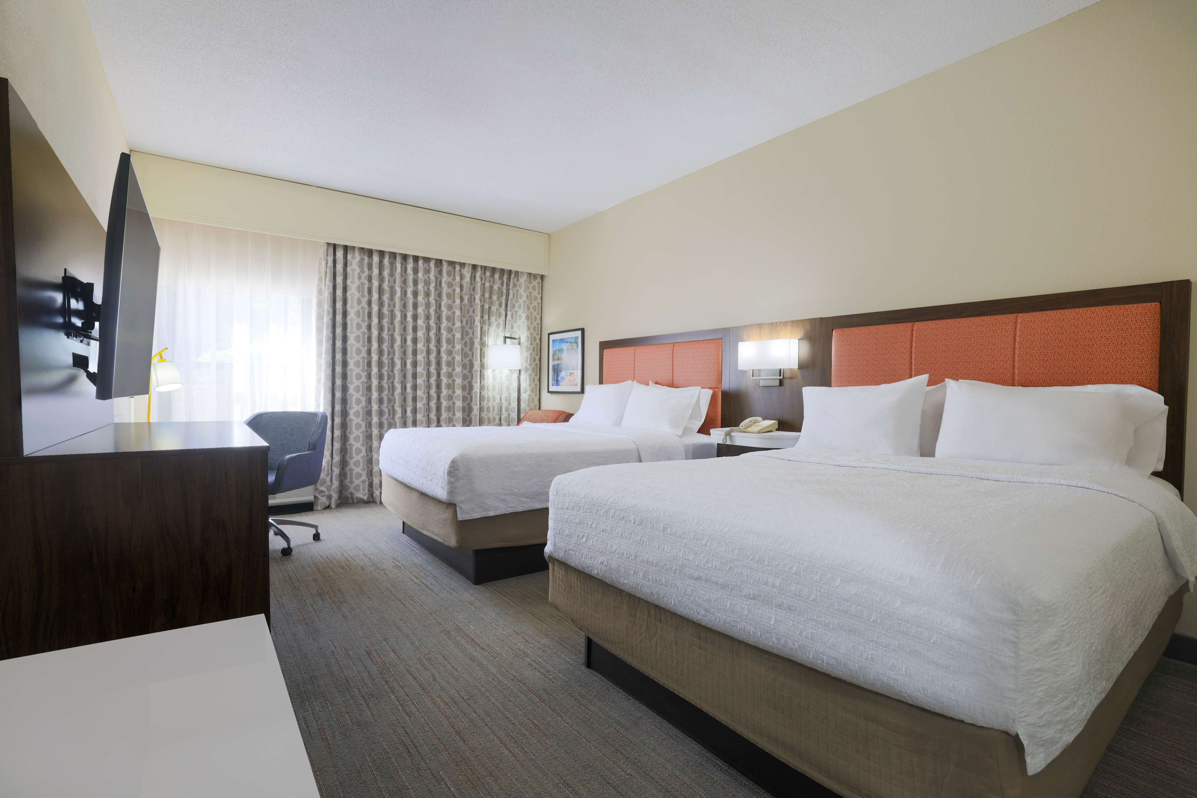 HAMPTON INN RALEIGH GARNER Room Type - 2 QUEEN BEDS NONSMOKING