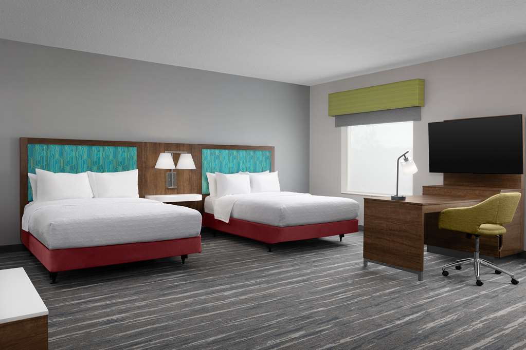 Hampton Inn & Suites Durham North I-85 Room Type - 2DBL MOB HR ACC RIS SFB NS