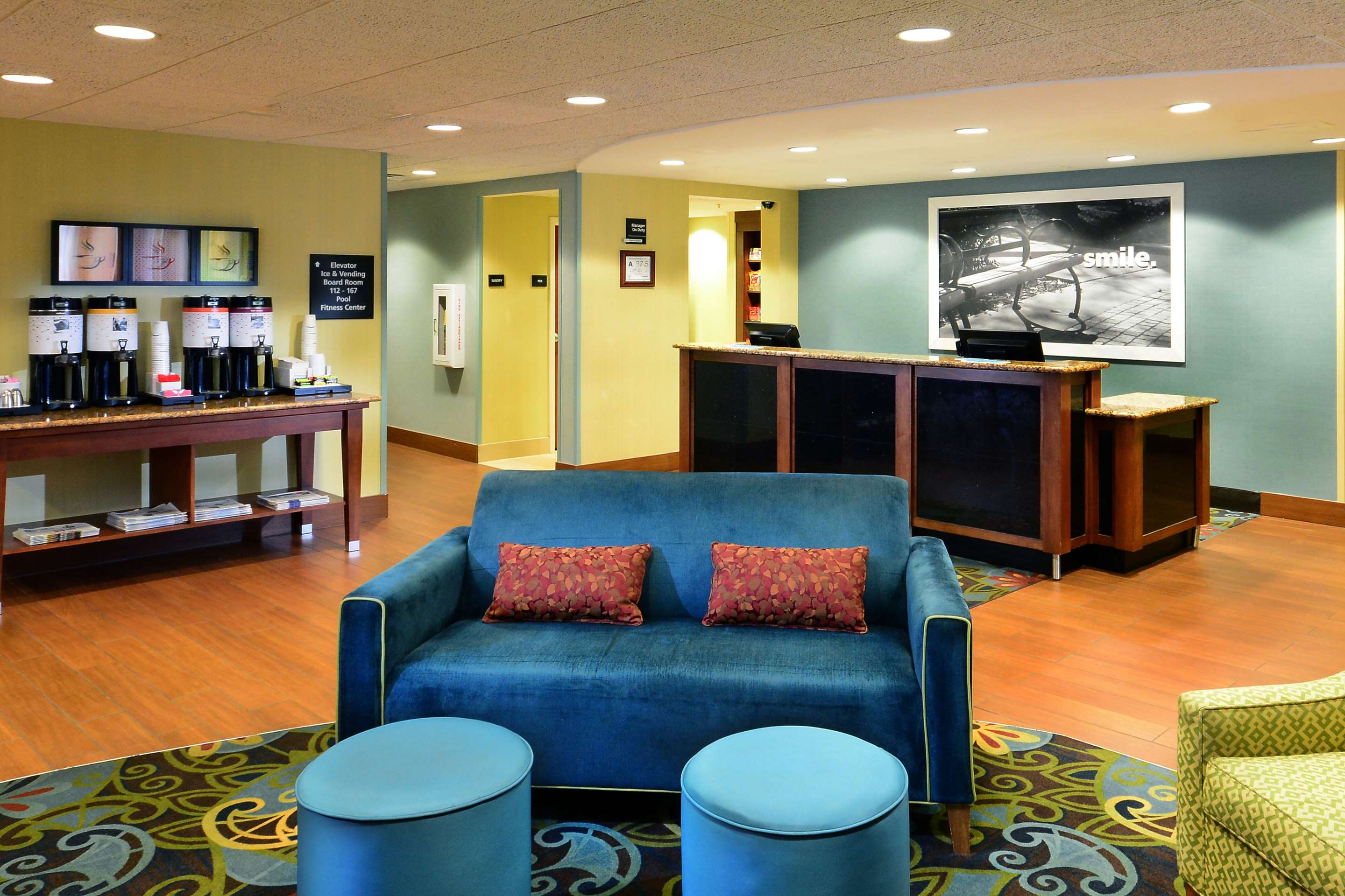 Reception | Hampton Inn Raleigh / Town Of Wake Forest