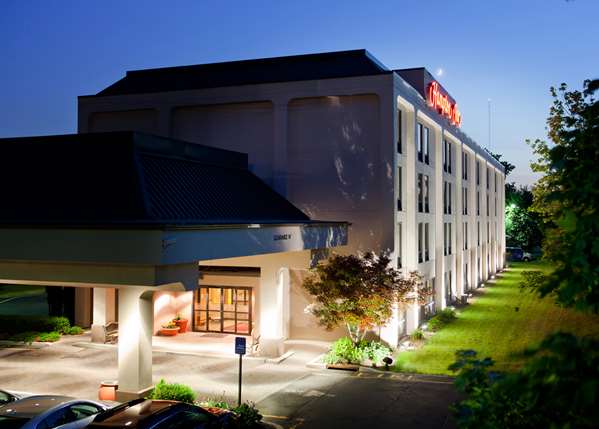 Exterior view - Hampton Inn Ridgefield Park - I-95, Exit 68