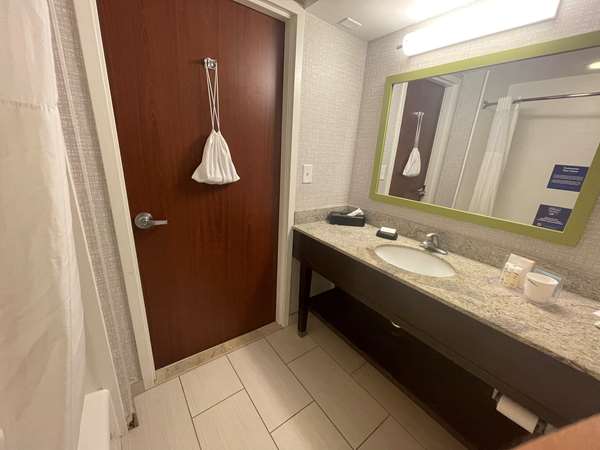  - Hampton Inn Ridgefield Park - I-95, Exit 68