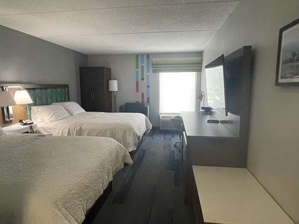  - Hampton Inn Ridgefield Park - I-95, Exit 68