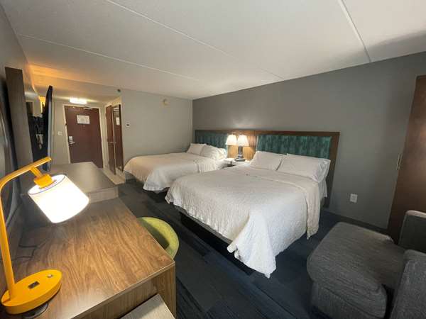  - Hampton Inn Ridgefield Park - I-95, Exit 68