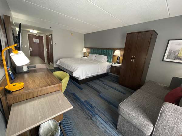  - Hampton Inn Ridgefield Park - I-95, Exit 68