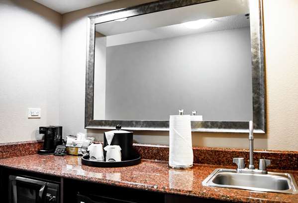  - Hampton Inn Glenside Richmond - I-64, Exits 183 & 183C