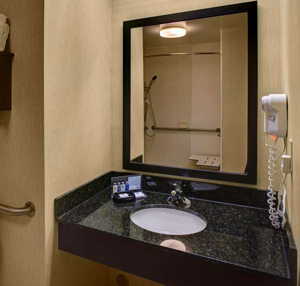  - Hampton Inn Richmond Turnpike