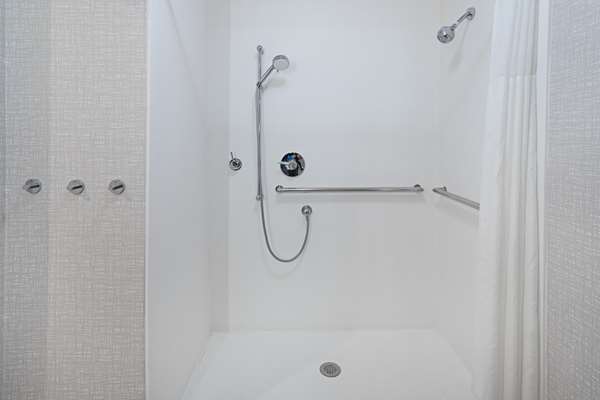  - Hampton Inn Richmond Turnpike