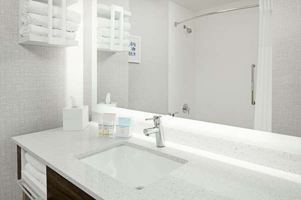  - Hampton Inn Richmond Turnpike