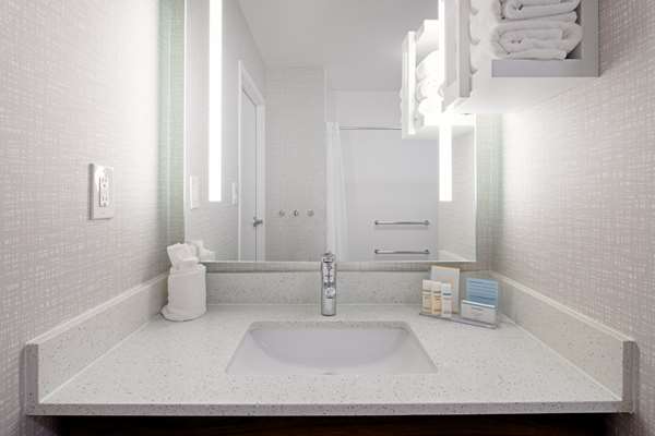  - Hampton Inn Richmond Turnpike