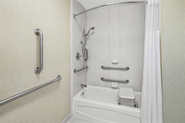  - Hampton Inn Midlothian