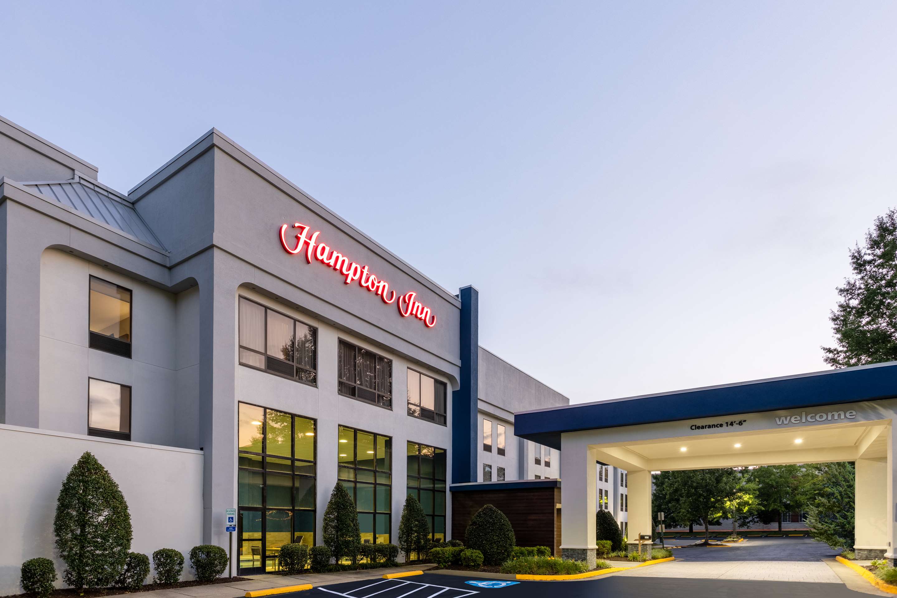 Exterior | Hampton Inn Richmond-SW Hull Street