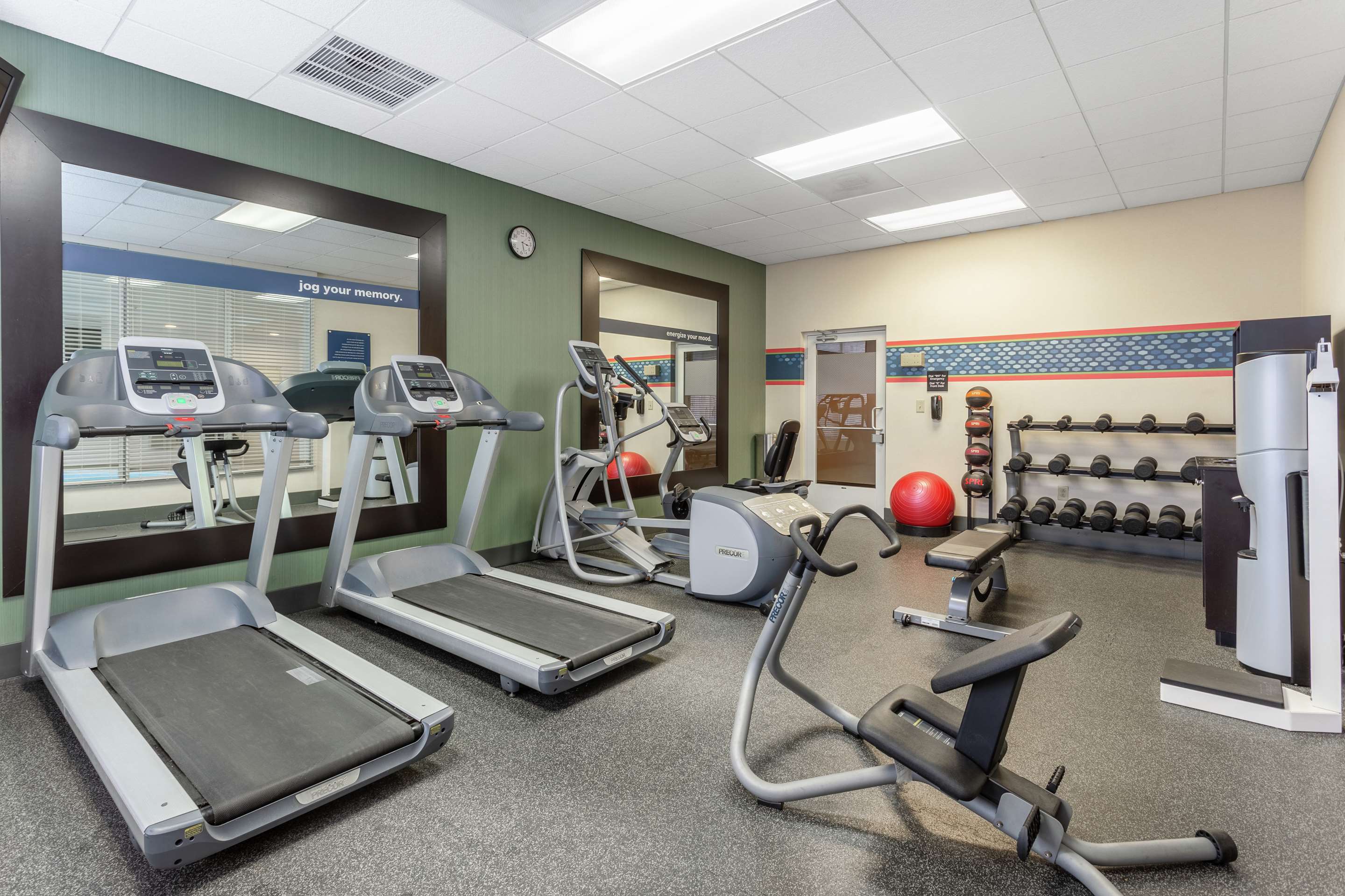 Health club fitness center gym | Hampton Inn Richmond - South