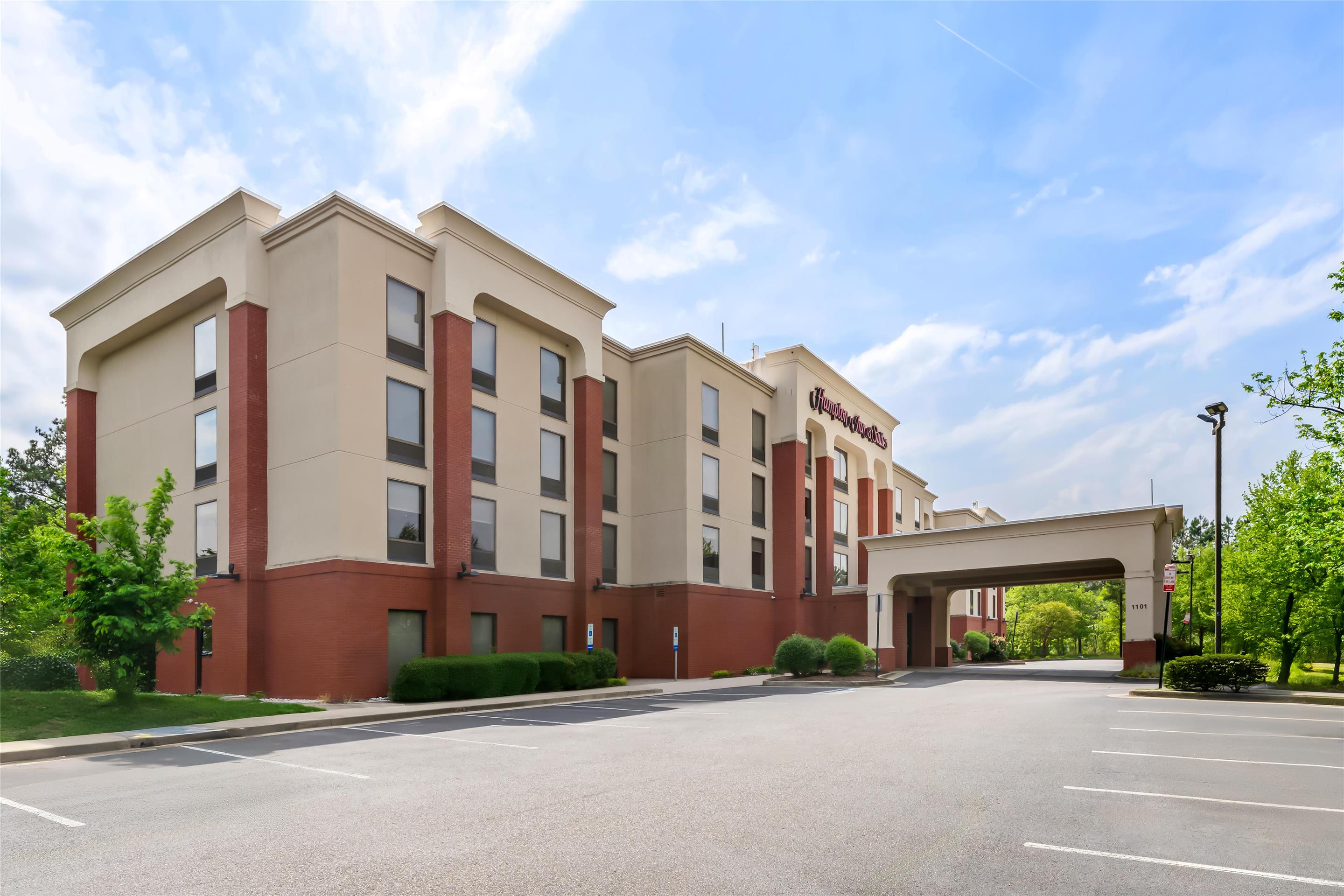 Exterior | Hampton Inn & Suites Richmond/Virginia Center