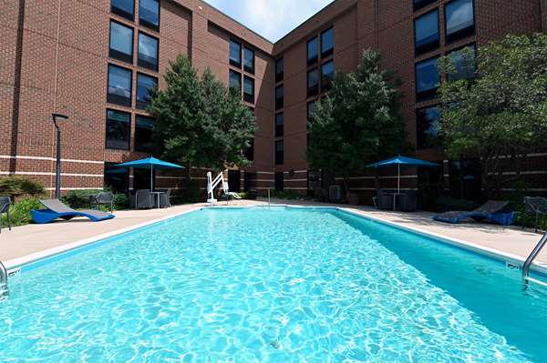 Pool - Hampton Inn West Glen Allen
