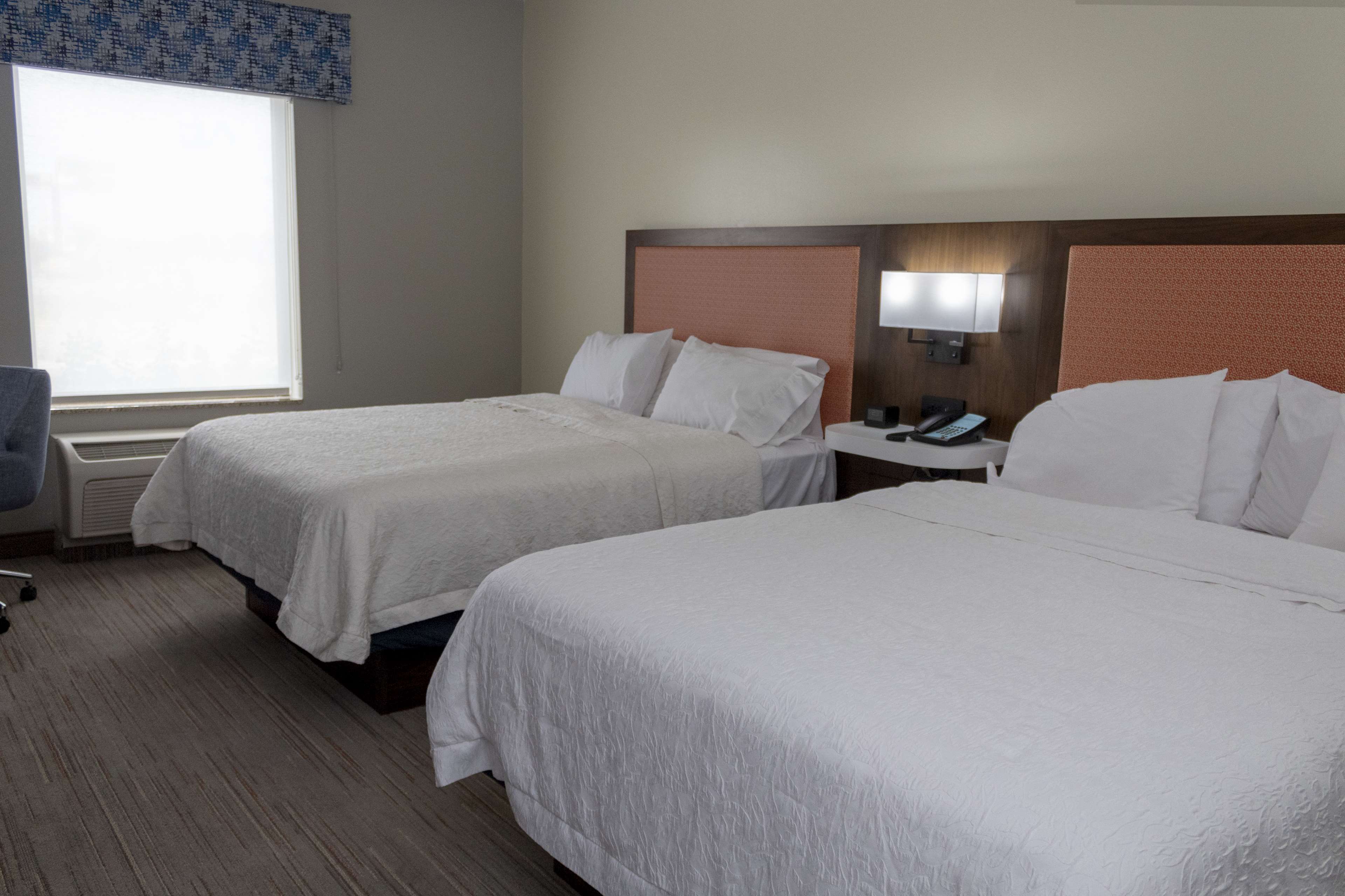 Hampton Inn and Suites Riverton - Tap to explore photos