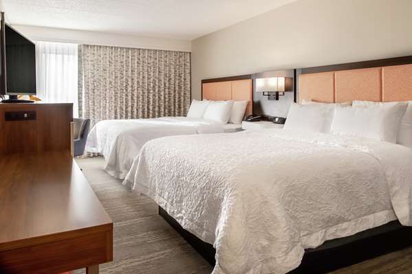  - Hampton Inn Rockford - I-39 & I-90, Exit 15