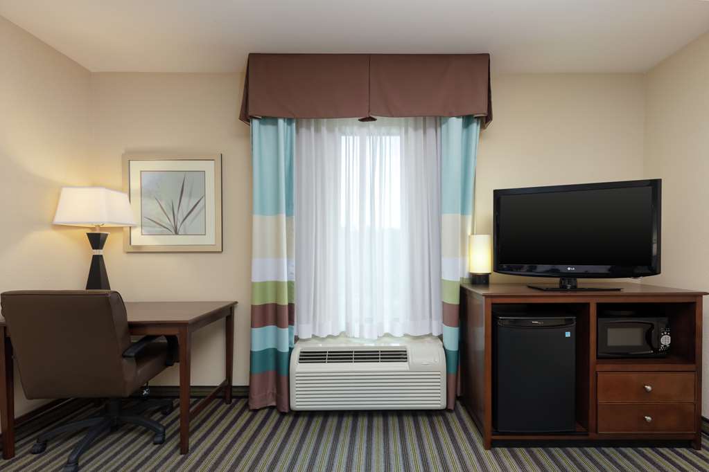 Hampton Inn & Suites Adairsville-Calhoun Area, GA Room Type - 1 KNG HEARING ACC NOSMOK