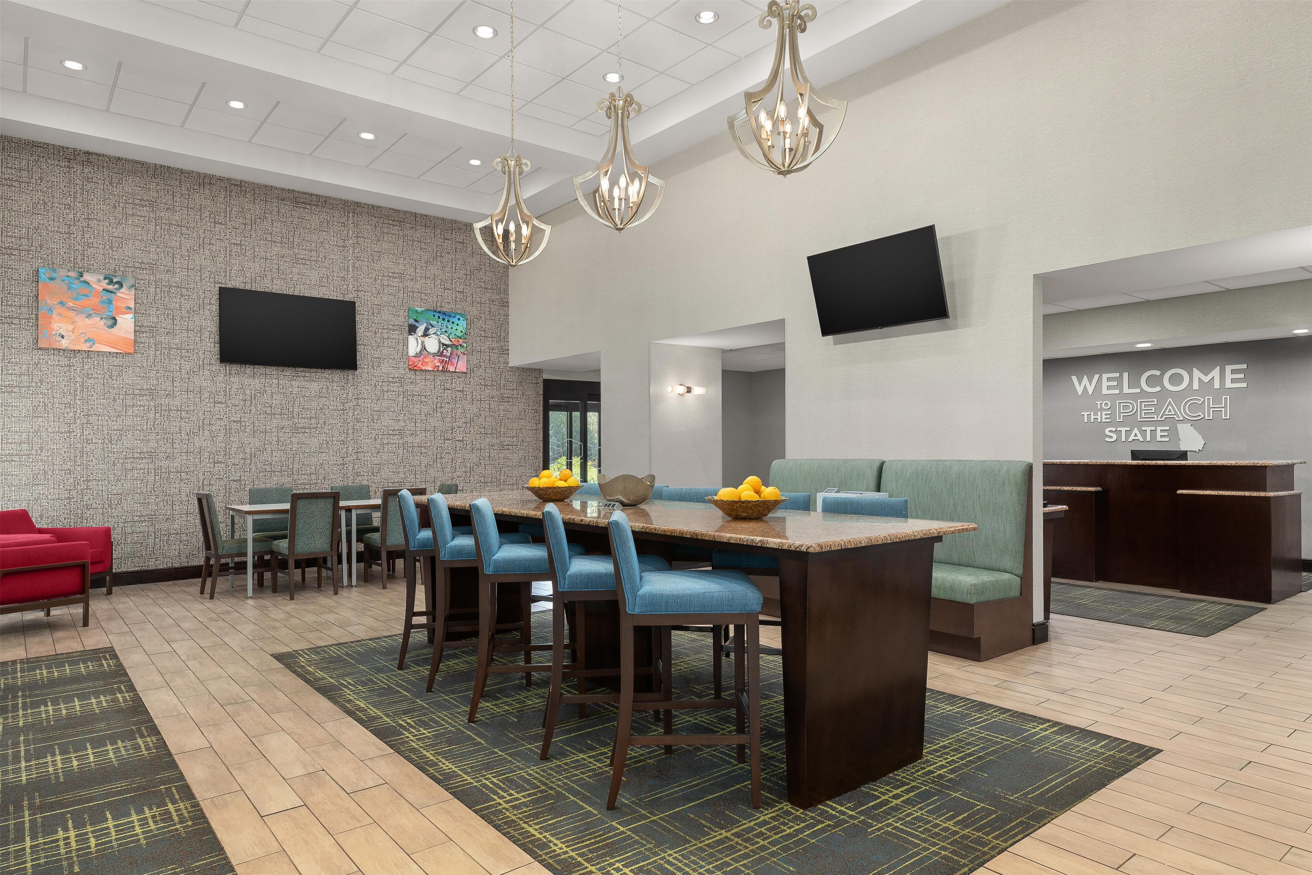 Lobby | Hampton Inn & Suites Adairsville-Calhoun Area