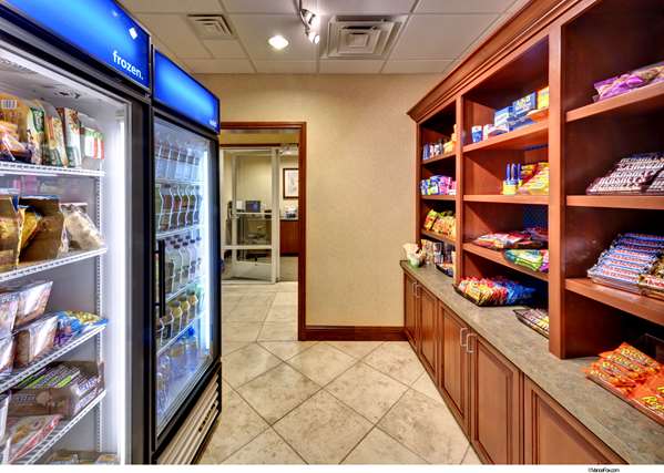  - Hampton Inn & Suites Reno - I-580, Exit 26