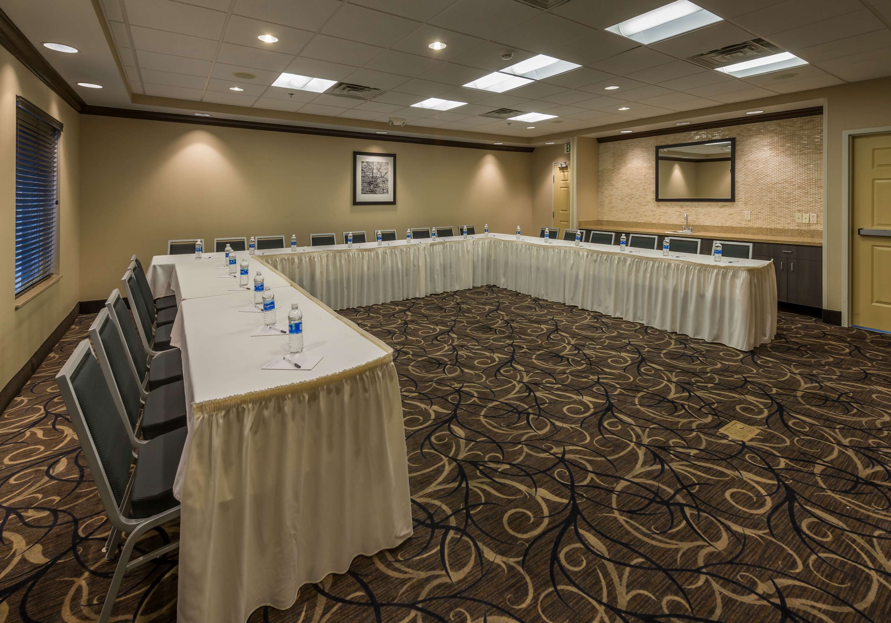 Meeting Room | Hampton Inn & Suites Reno