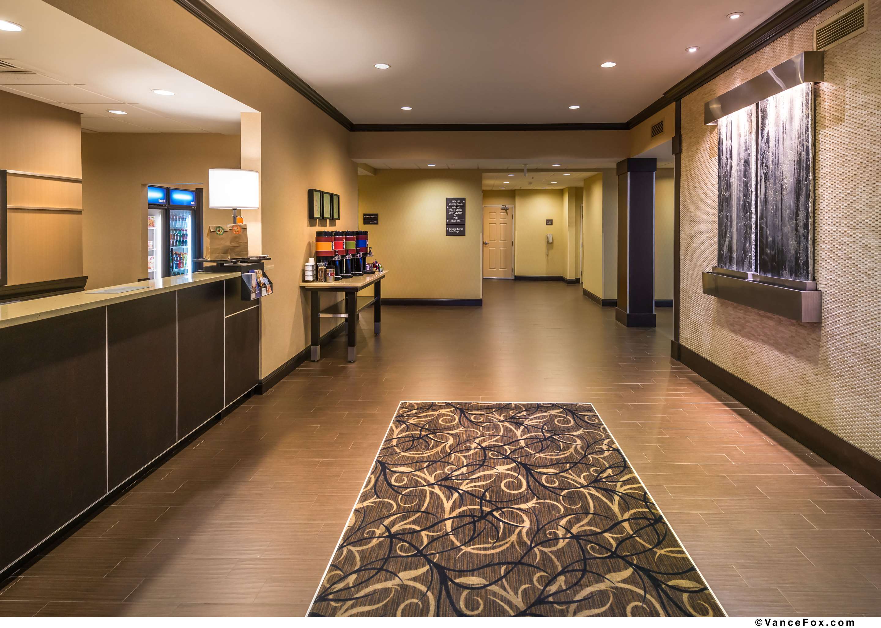 Reception | Hampton Inn & Suites Reno