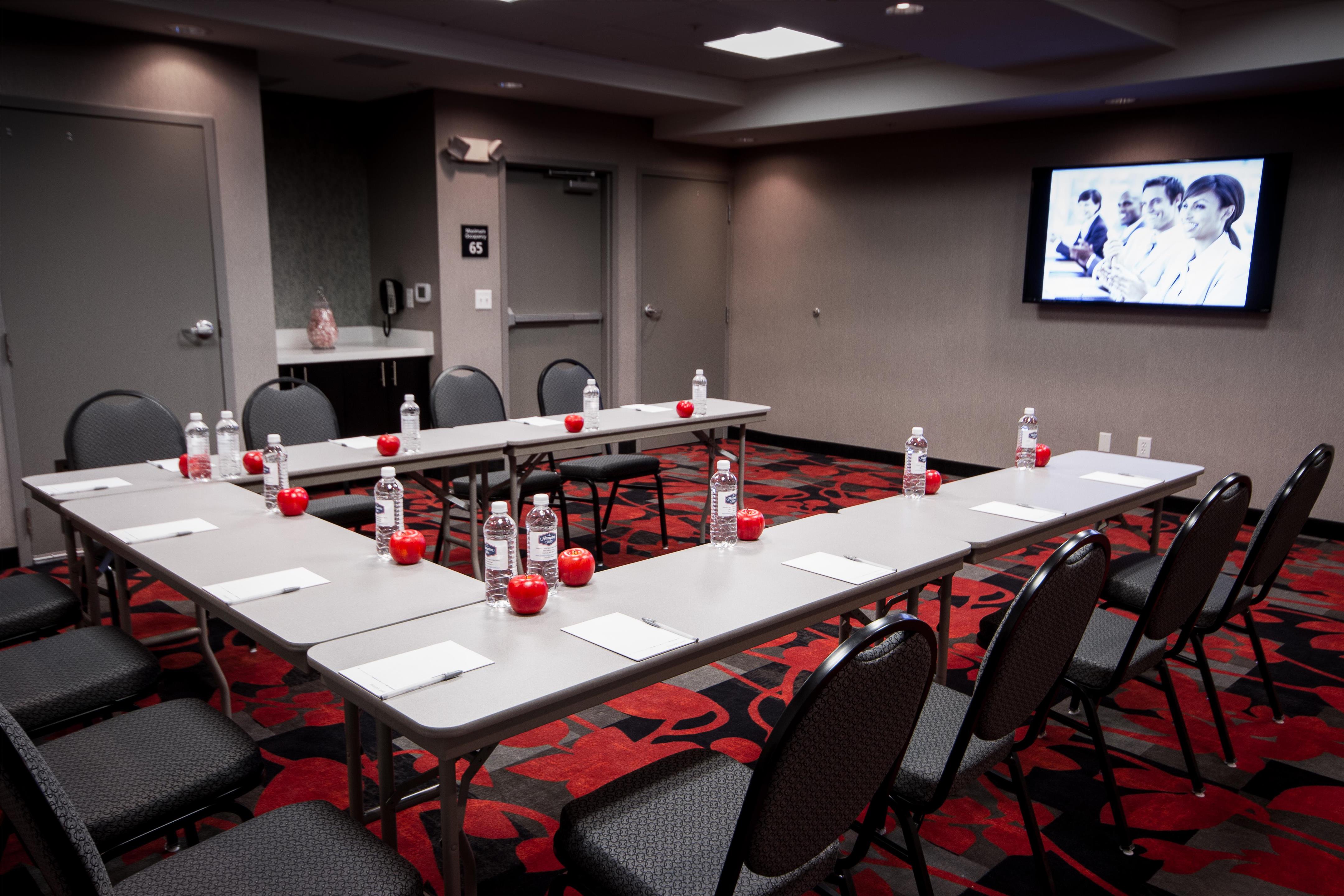 Meeting Room | Hampton Inn & Suites Roanoke Airport