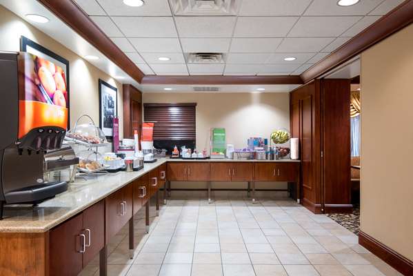 Amenities - Hampton Inn Roanoke - I-81, Exit 146