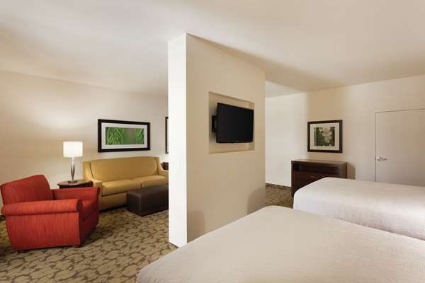  - Hilton Garden Inn Downtown Rochester - I-490, Exit 13