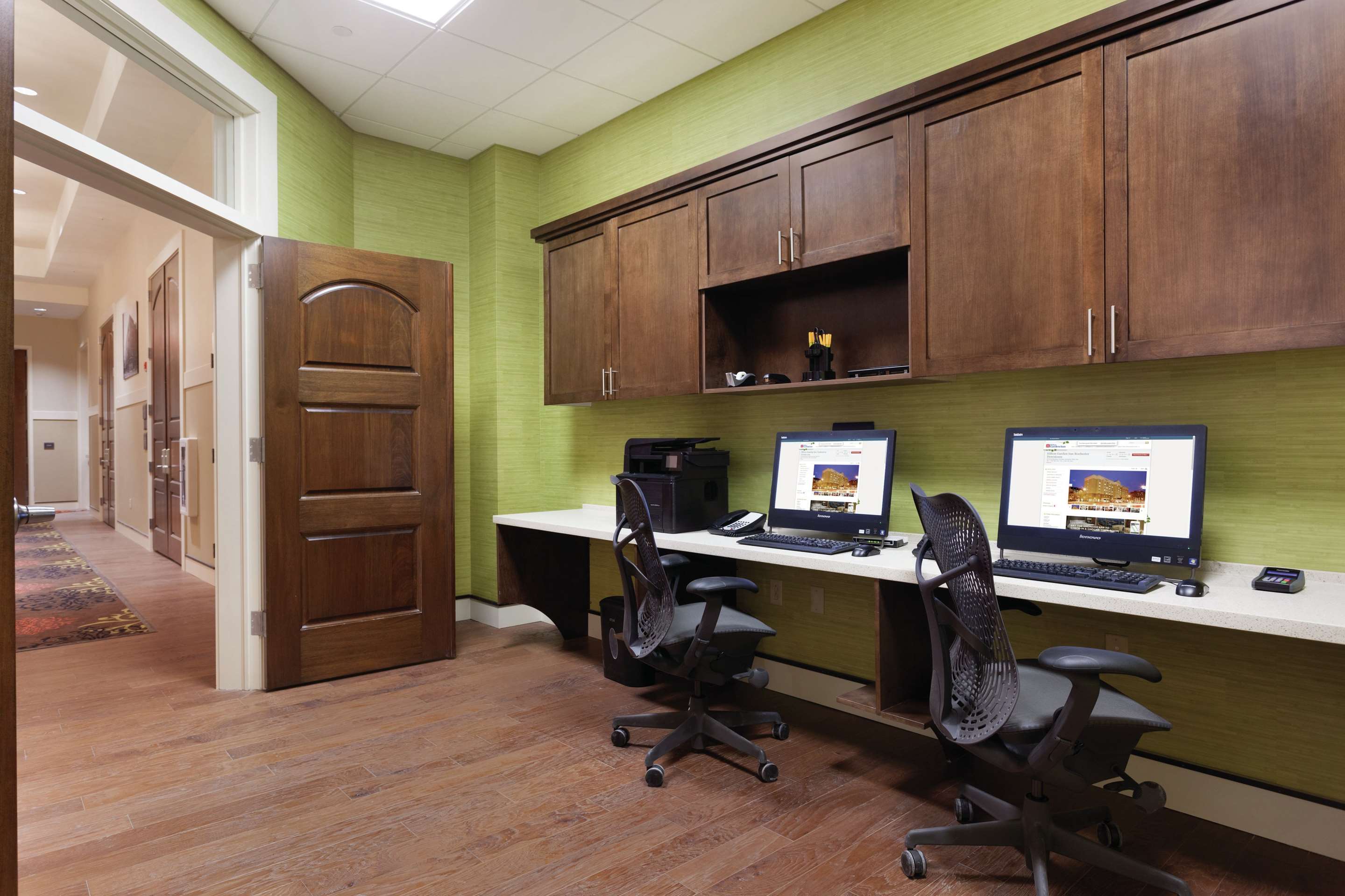 Business Center | Hilton Garden Inn Rochester Downtown, NY