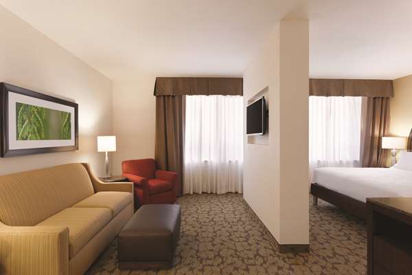  - Hilton Garden Inn Downtown Rochester - I-490, Exit 13