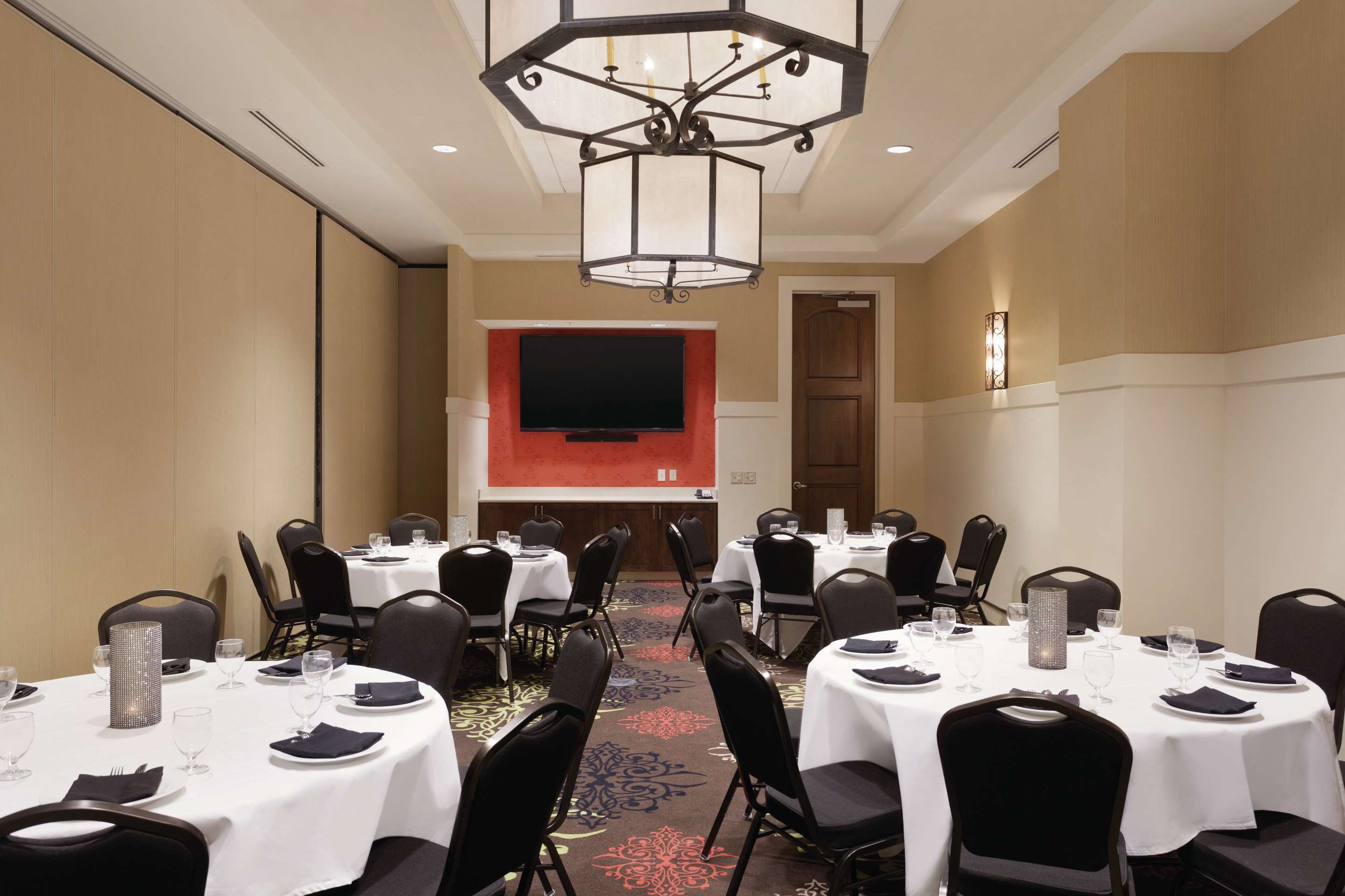 Meeting Room | Hilton Garden Inn Rochester Downtown, NY