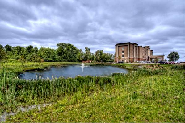 Exterior view - Hampton Inn & Suites Rochester - I-390, Exit 14B