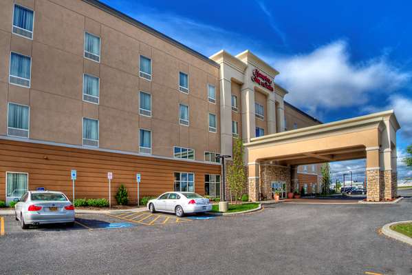 Exterior view - Hampton Inn & Suites Rochester - I-390, Exit 14B