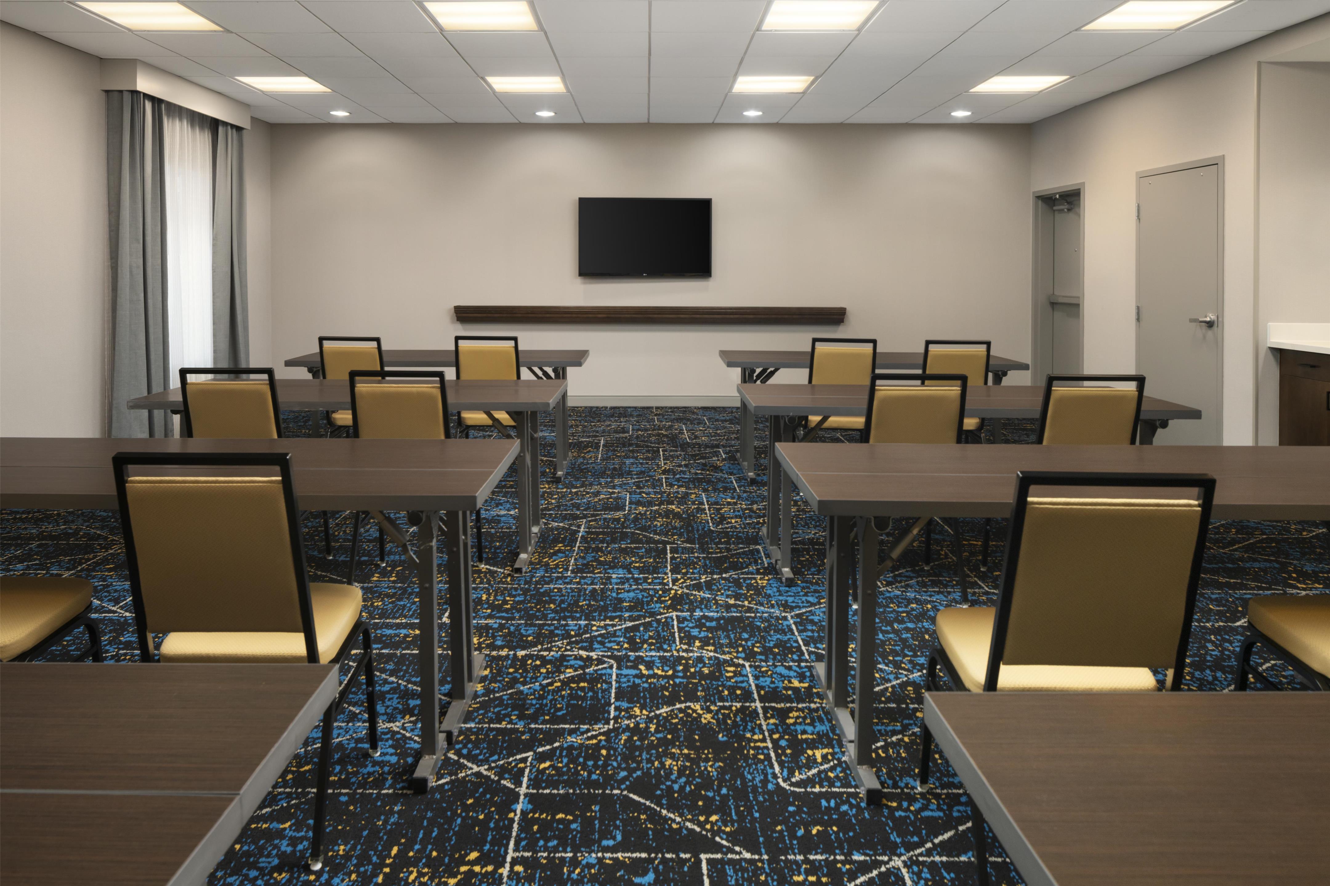 Meeting Room | Hampton Inn & Suites Rochester/Henrietta