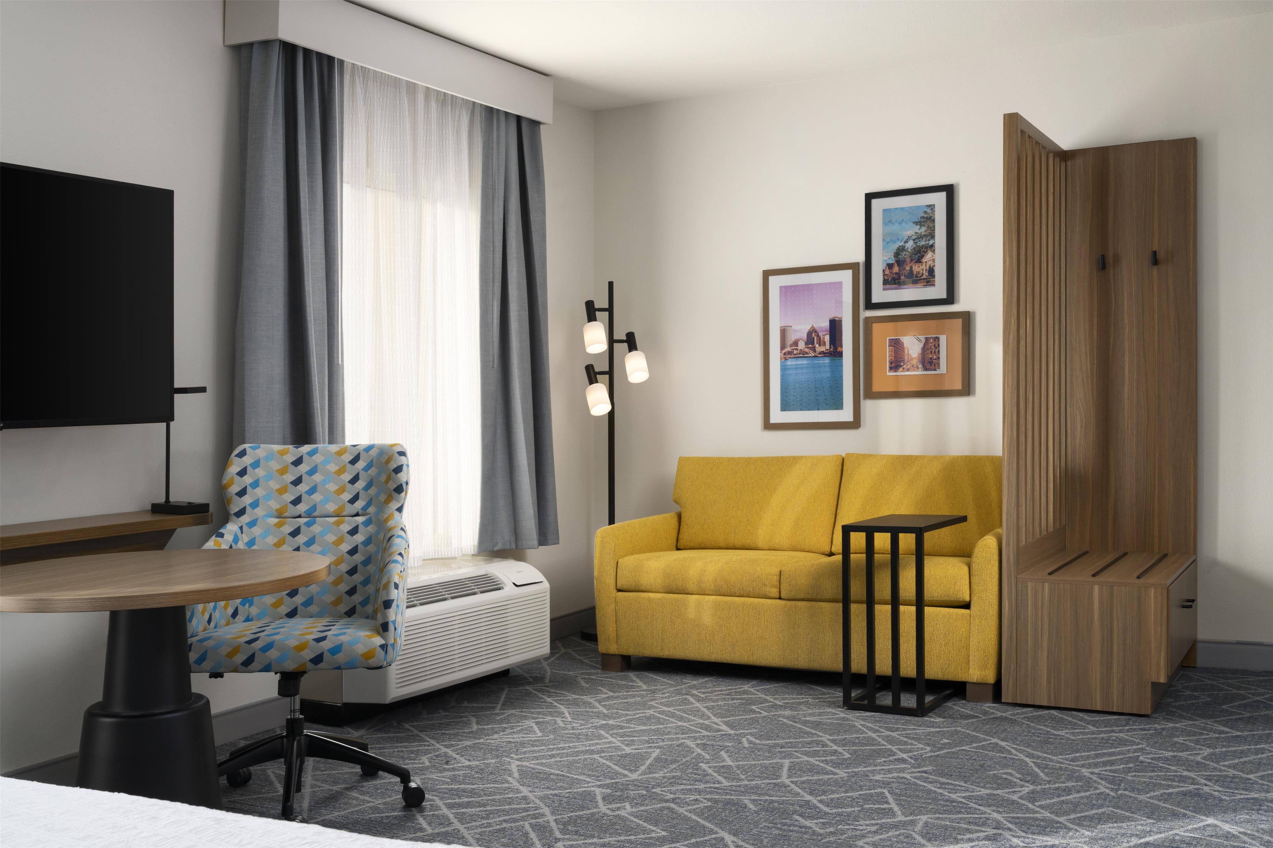 Guest room