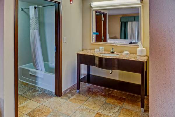  - Hampton Inn Irondequoit Rochester