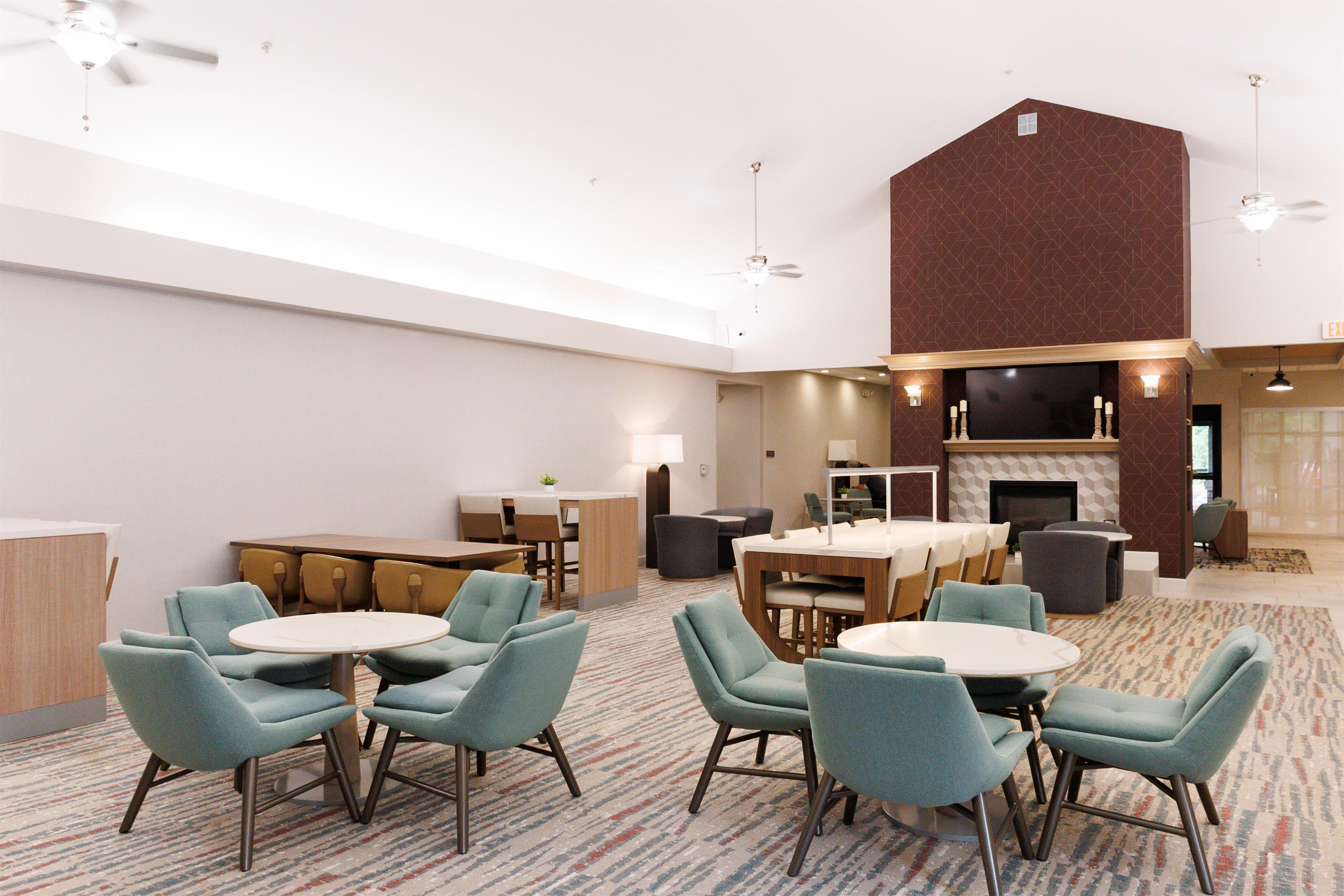 Breakfast Area | Homewood Suites by Hilton Rochester - Victor