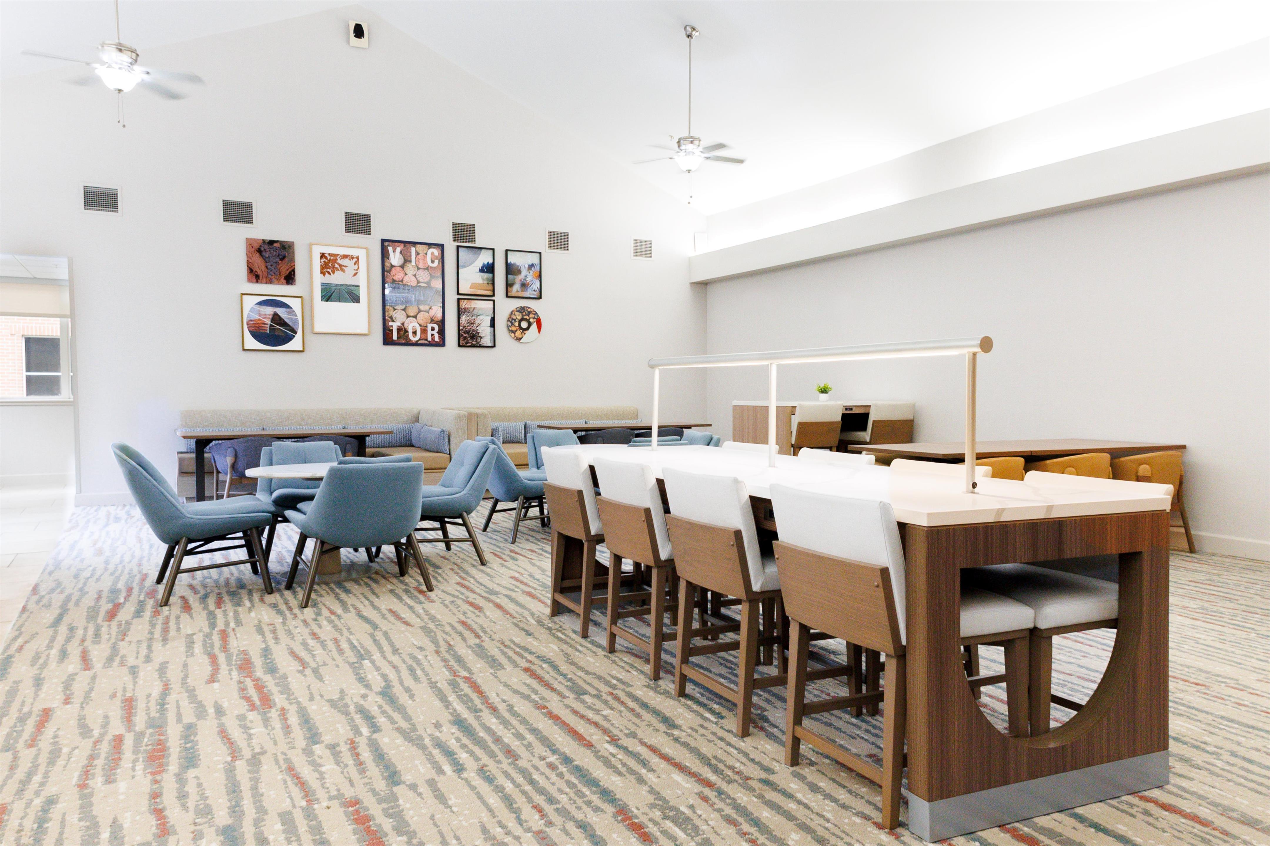 Breakfast Area | Homewood Suites by Hilton Rochester - Victor