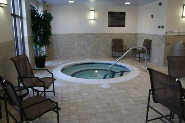 Pool - Hampton Inn Webster