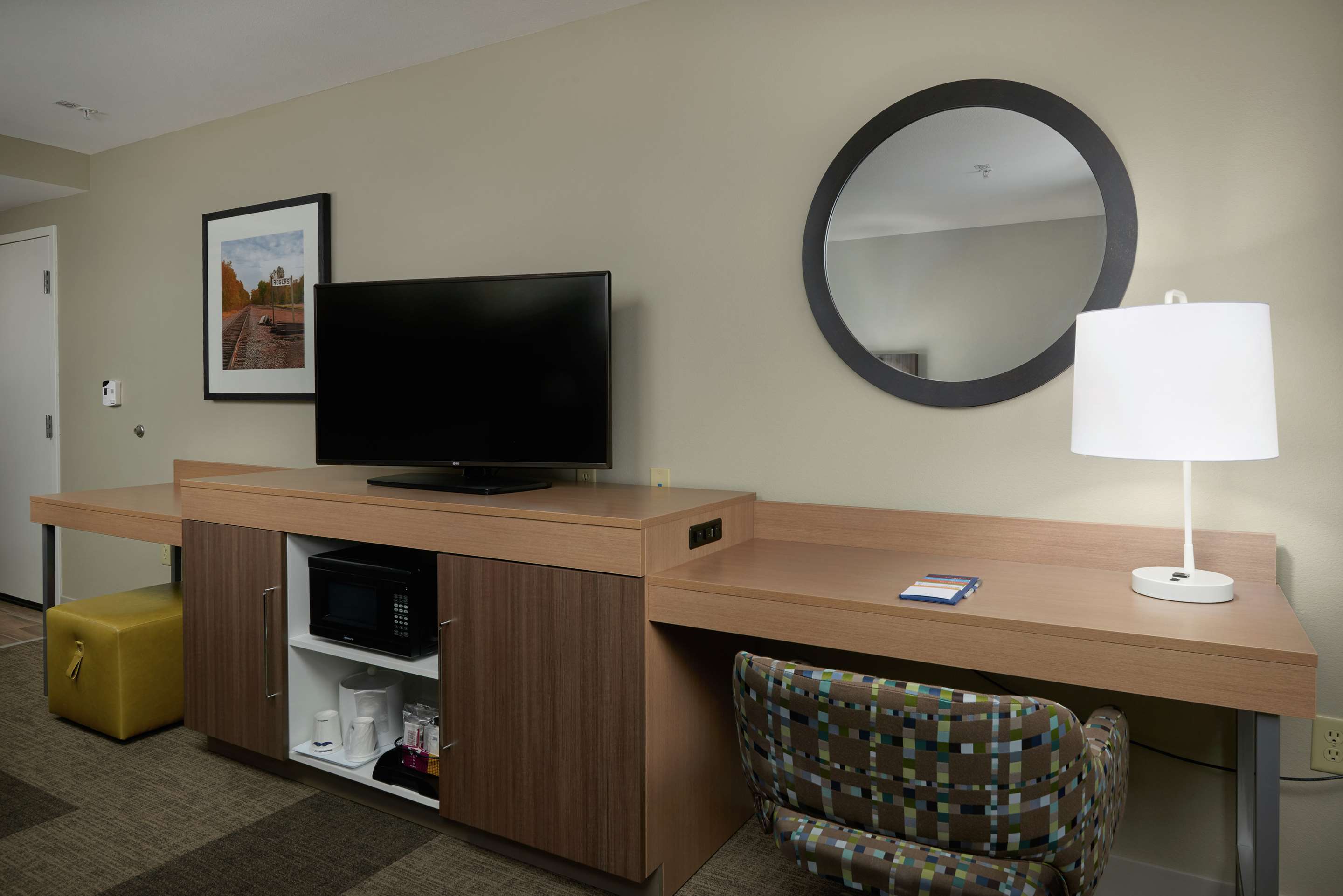 Guest room
